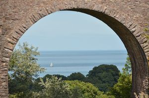 Photo 24- click for photo gallery